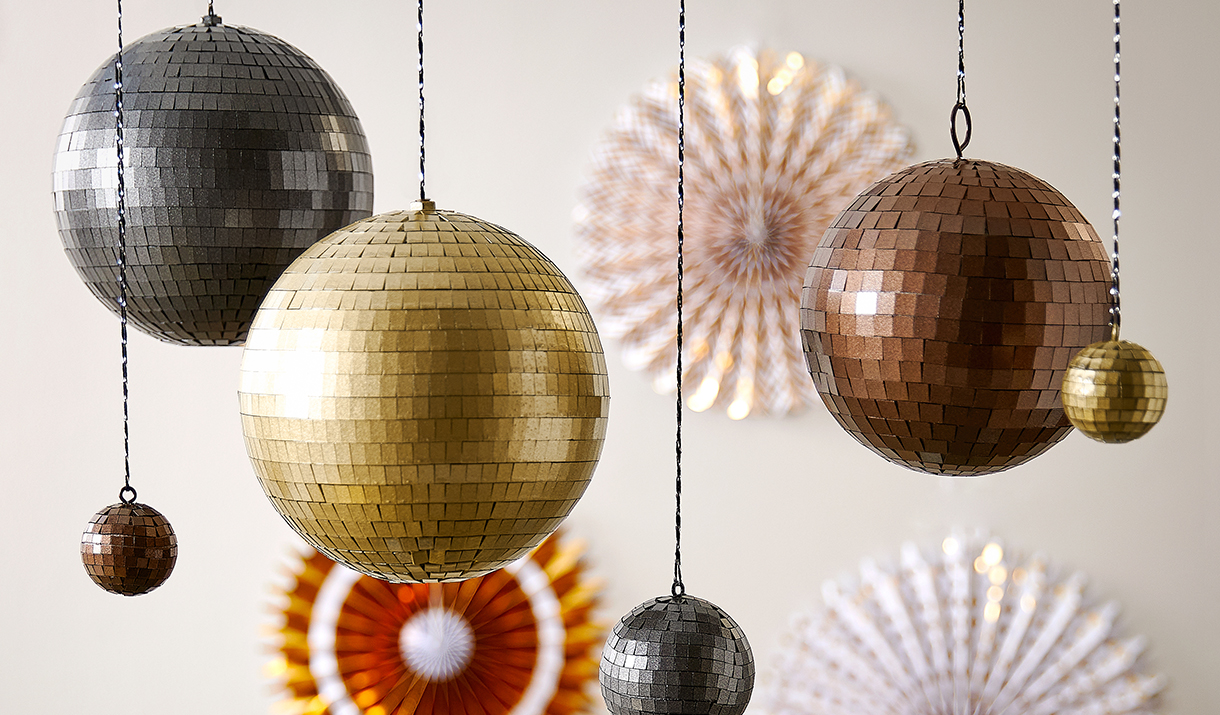 Krylon New Years Retro Disco Balls Project